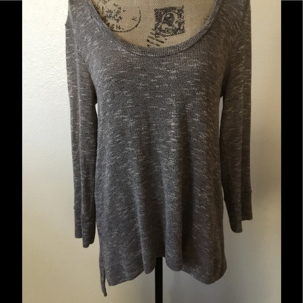 Soft Joie thin summer sweater size medium